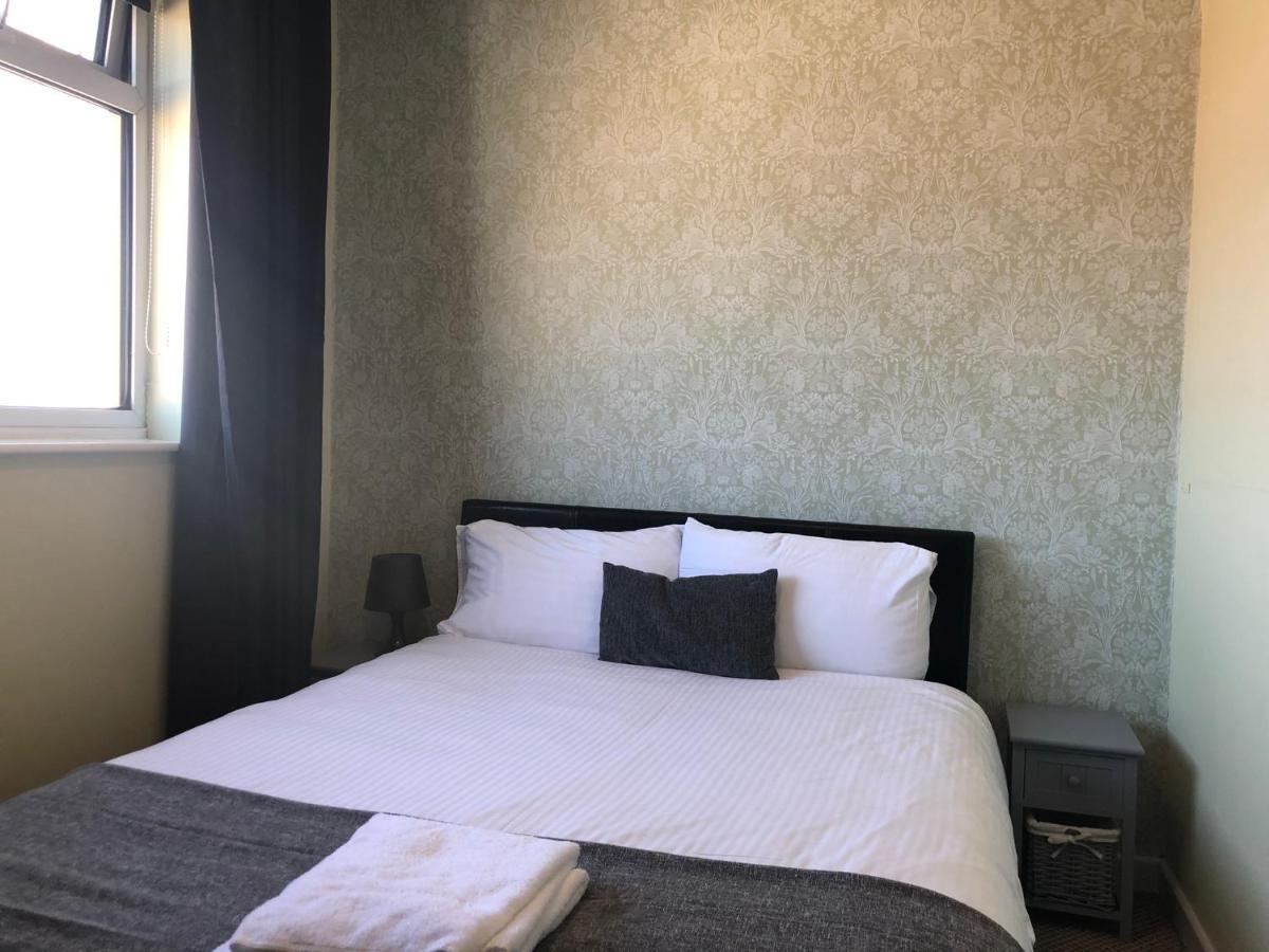 Ultimate Family Guest House بلاكبول المظهر الخارجي الصورة