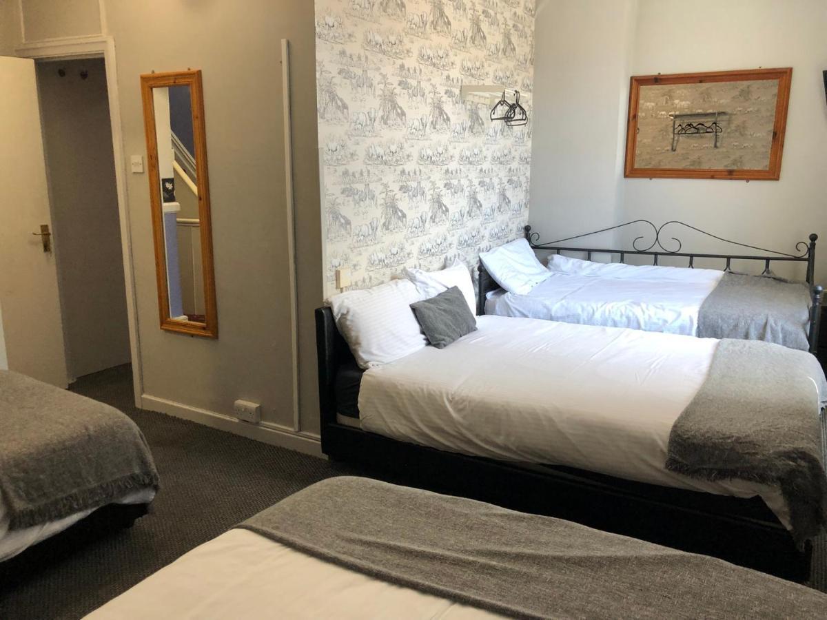 Ultimate Family Guest House بلاكبول المظهر الخارجي الصورة